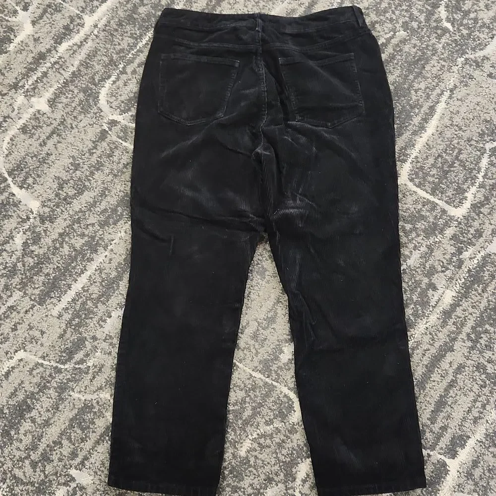 Pacsun Corduroy Mom Jean 32